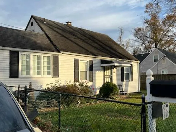 200 N Huron Dr, Oxon Hill, MD 20745
