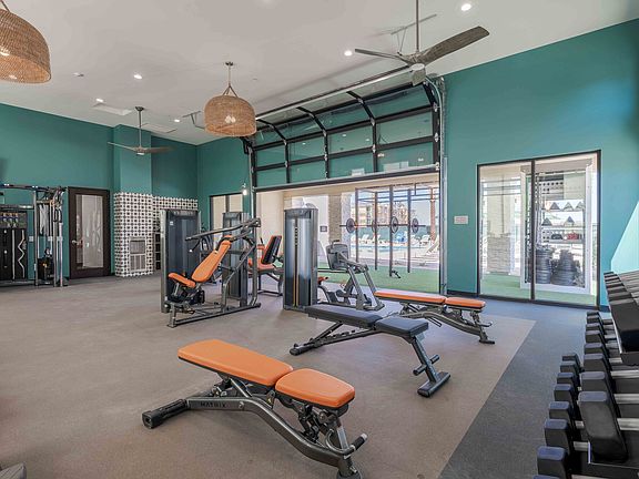 5th image of 2825 W Lancaster Blvd #8308