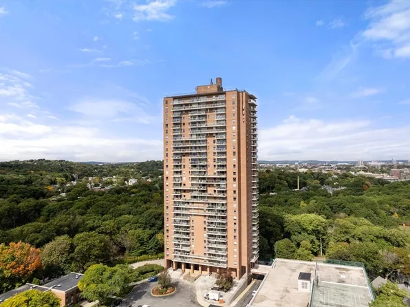 111 Perkins St APT 217, Jamaica Plain, MA 02130