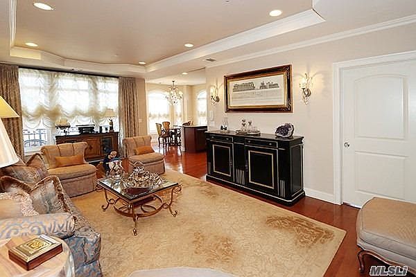 1st image of 344 Trotting Ln