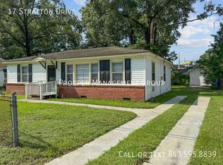 17 Stratton Dr, North Charleston, SC 29420