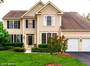 9100 Weathersfield Dr, Bristow, VA 20136