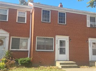 490 Kenwood Dr APT B, Euclid, OH 44123