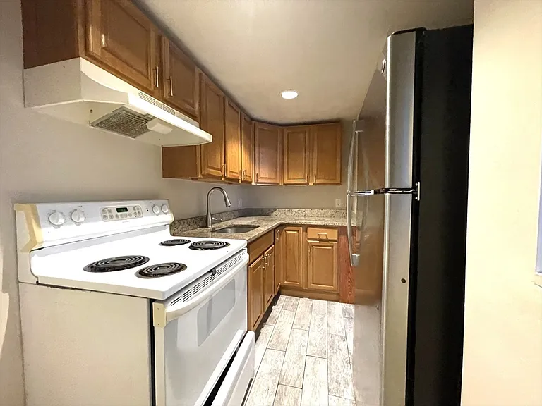 124 Winnisimmet St #9 — Photo 4