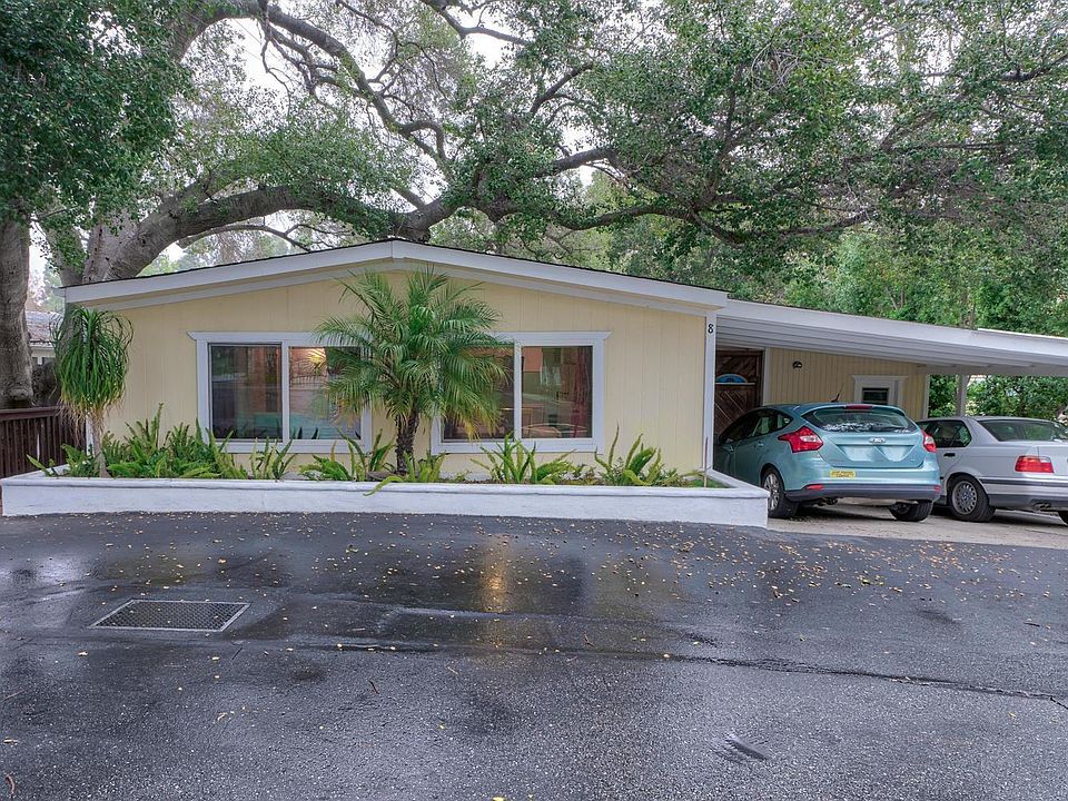 1st image of 8 Sherwood Dr