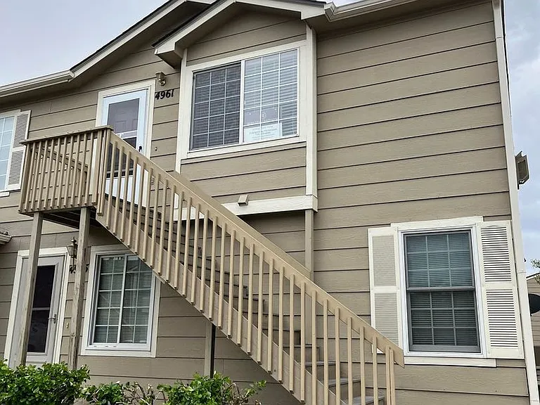 4961 Leland Point — Photo 1