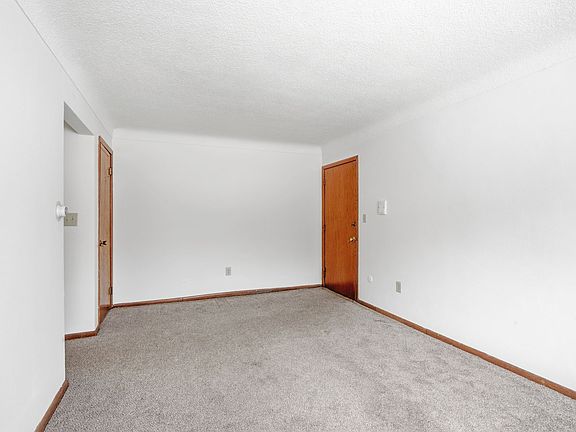 4th image of 233 Buron Ln APT 7