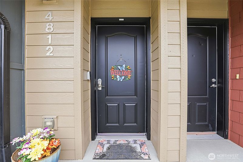 3rd image of 4812 Pointes Drive