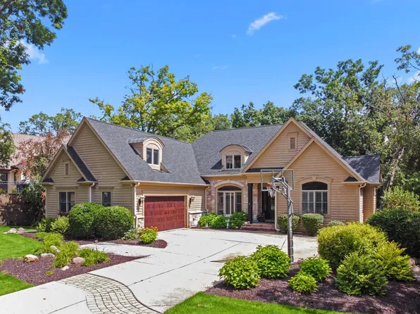 1267 Geneva National AVENUE WEST West, Lake Geneva, WI 53147