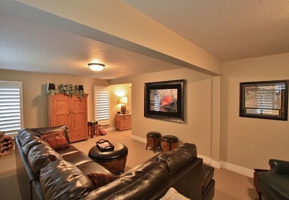 Downstairs Family Room with walkout basement