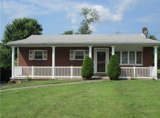 104 Garnet St, Aliquippa, PA
