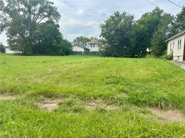 268 E Judson Ave, Youngstown, OH 44507