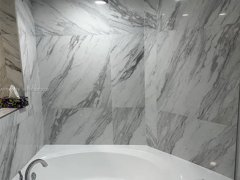19195 NE 36th Ct #201 — Photo 11