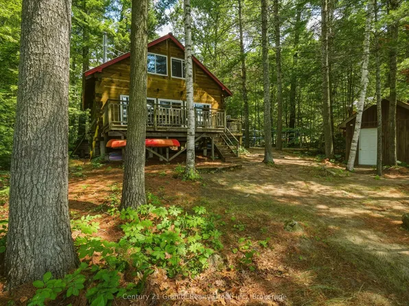 1080 Kabakwa Lake Trl, Algonquin Highlands, ON K0M 1S0