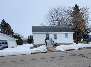264 Cook Ave, Oconto, WI 54153