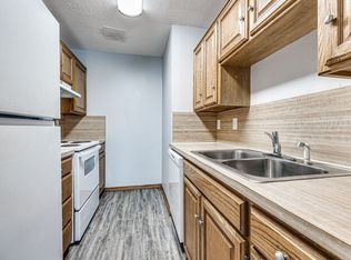 Sunridge Estates Townhomes, Enid, OK 73703