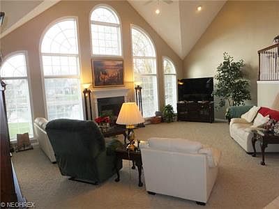 4th image of 5360 Reserve Way