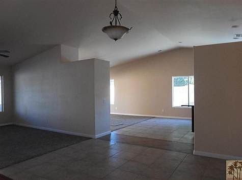 3rd image of 47847 Margarita St