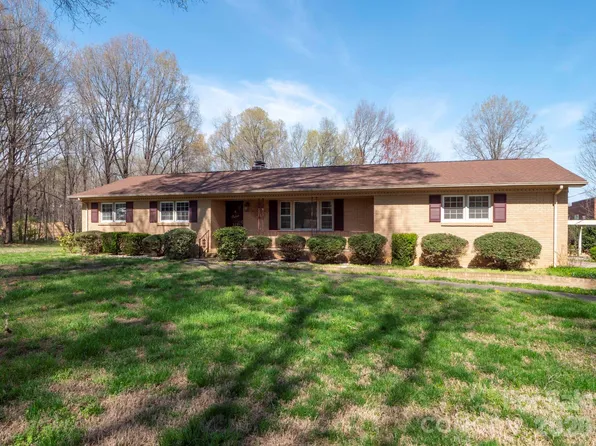 115 Brooke Ln, Indian Trail, NC 28079