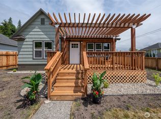 1203 Larch St, Raymond, WA 98577
