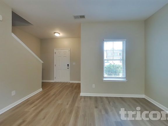 4th image of 11023 Station Dr