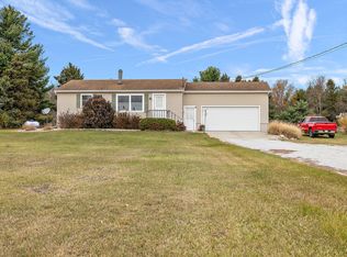 7068 Fruitvale Rd, Montague, MI 49437