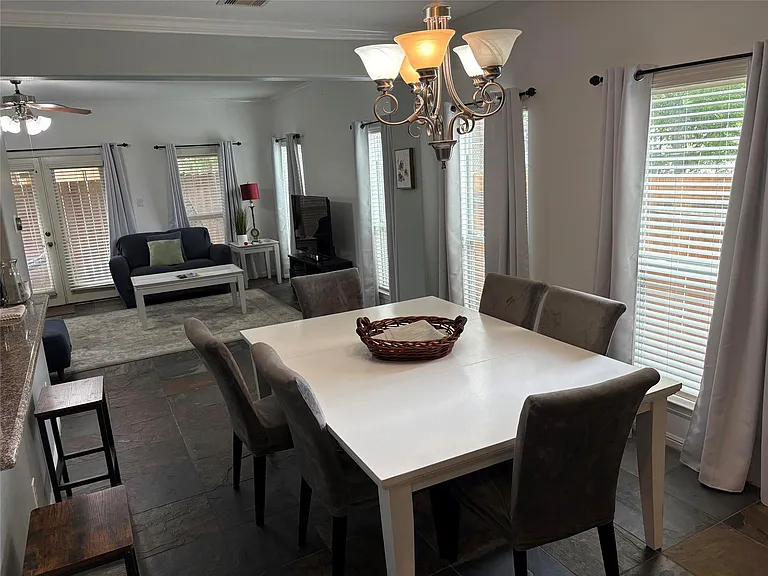 2209 Alabama St #B — Photo 14