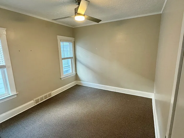 10111 Nanford Rd — Photo 12