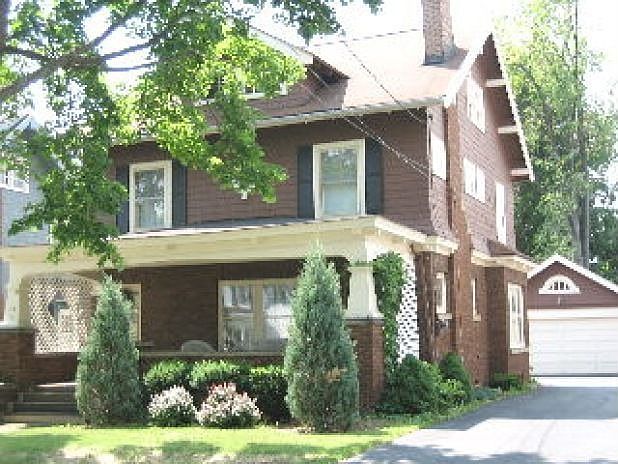 1st image of 414 Crossman St