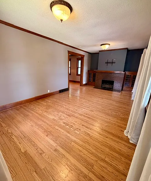 47 Country Club Rd — Photo 5
