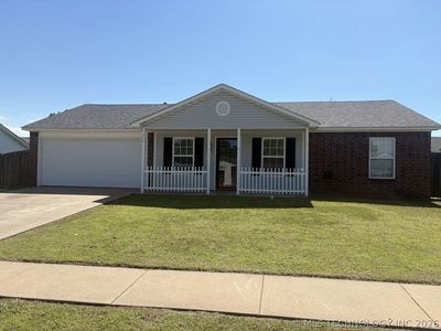 504 NE Elmhurst Ave, Bartlesville, OK, 74006