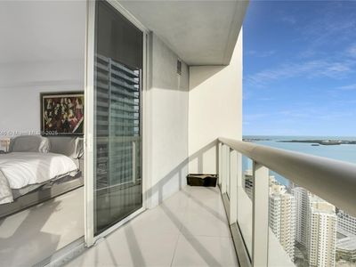 475 Brickell Ave APT 4711, Miami, FL, 33131