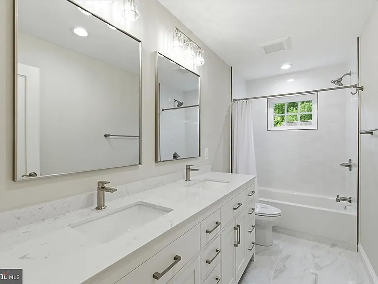 7825 Oldchester Rd — Photo 47
