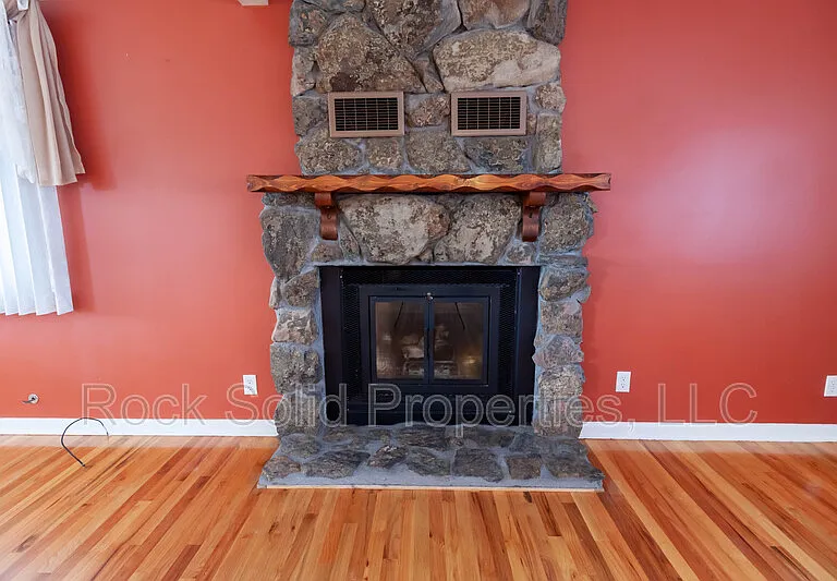 3413 Luckie Rd — Photo 9