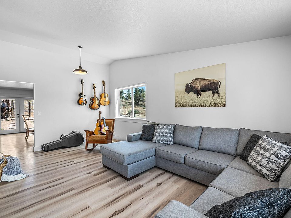 25070 Alfalfa Market Rd, Bend, OR 97701 MLS 220166862 Zillow