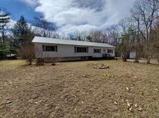 19 Bean Rd, Jefferson, ME 04363
