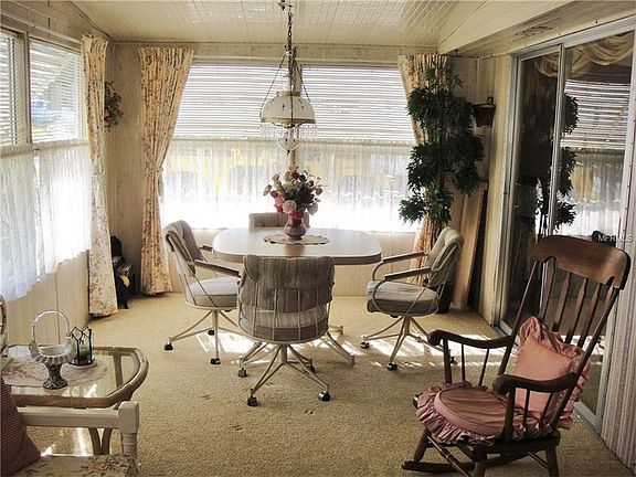 2nd image of 611 Cassandra Ln
