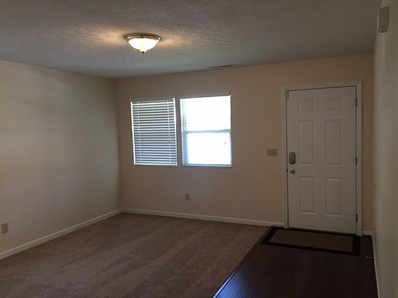 Living Roon