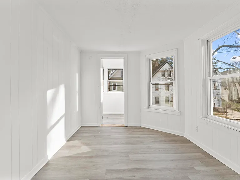 426 Poplar St #2 — Photo 10