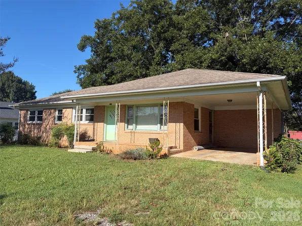 3149 Catawba St, Claremont, NC 28610