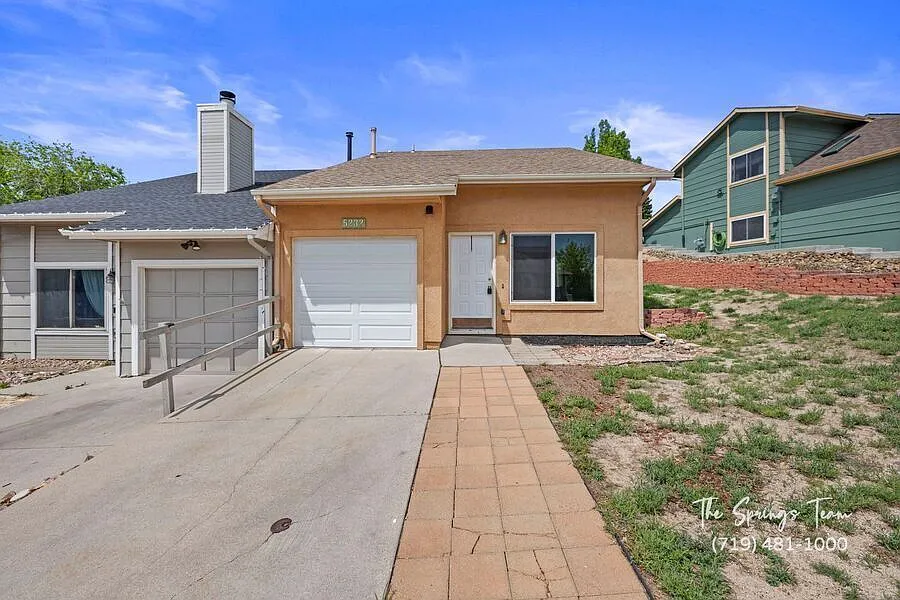 5232 Solar Ridge Dr