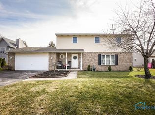 209 Capital Ln, Findlay, OH 45840