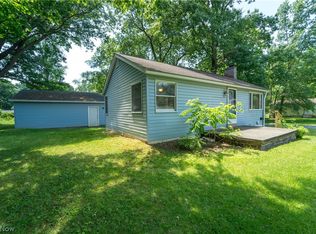 2000 Elmwood Ave, Stow, OH 44224