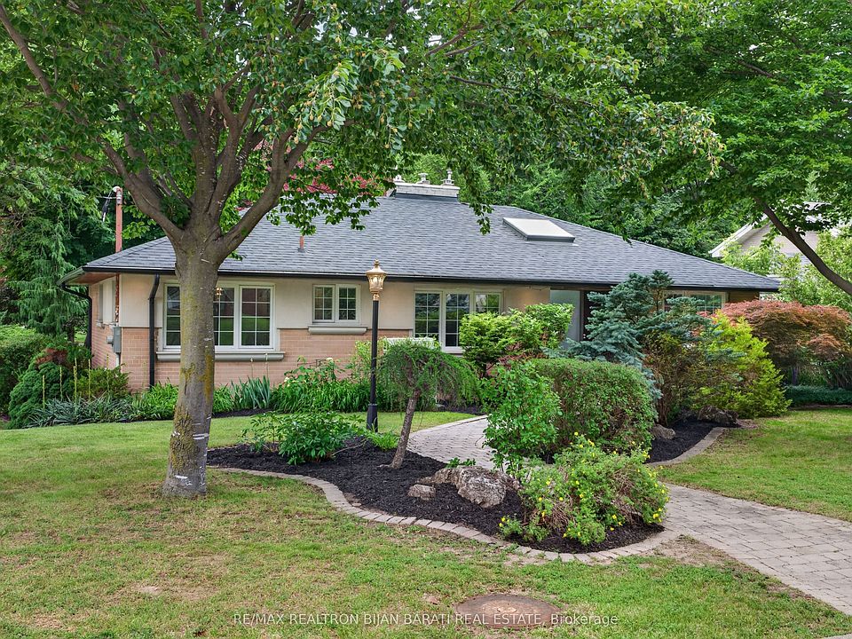 1st image of 53 Sumner Heights Dr