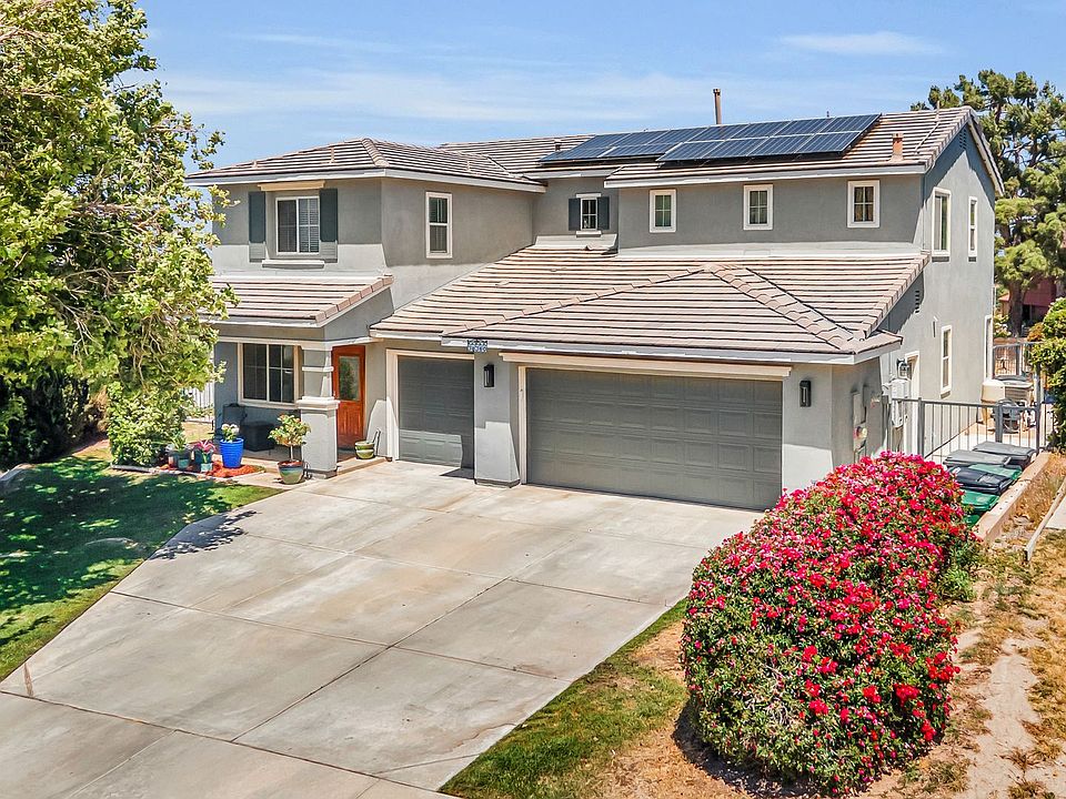 2nd image of 38360 Wakefield Pl