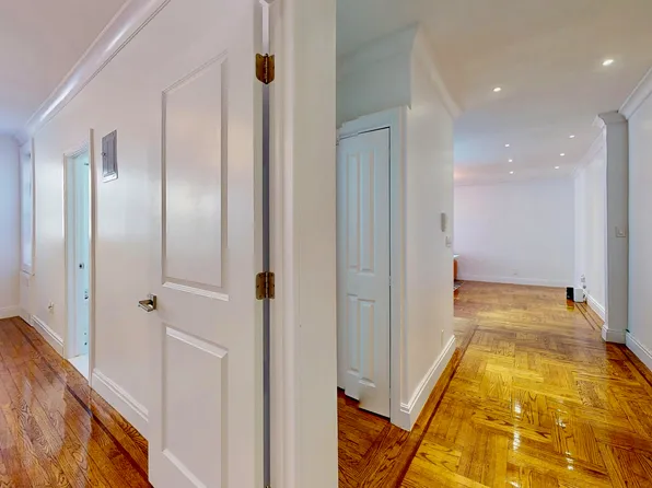 1150 Brighton Beach Avenue image 13 of 18