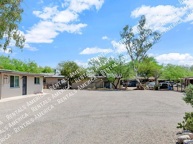 3048 N Sparkman Blvd — Photo 26