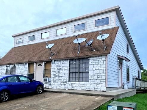 Property listing sells as part of a bundle of three triplex properties.  Please see all MLS# 73821532, 51948640, 6887773