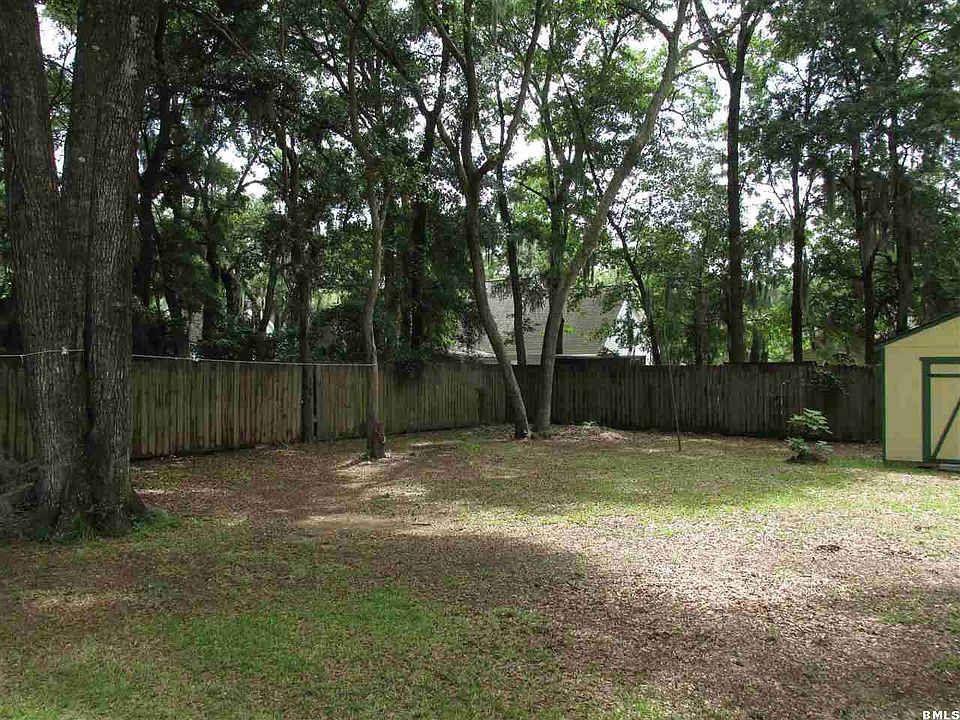 2nd image of 17 Meagan Dr