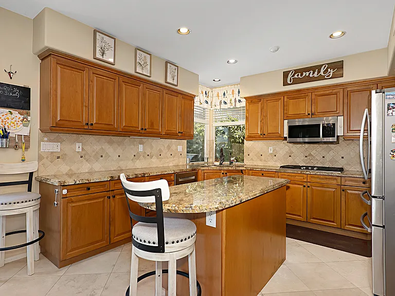 11526 Meadow Grass Ln — Photo 10